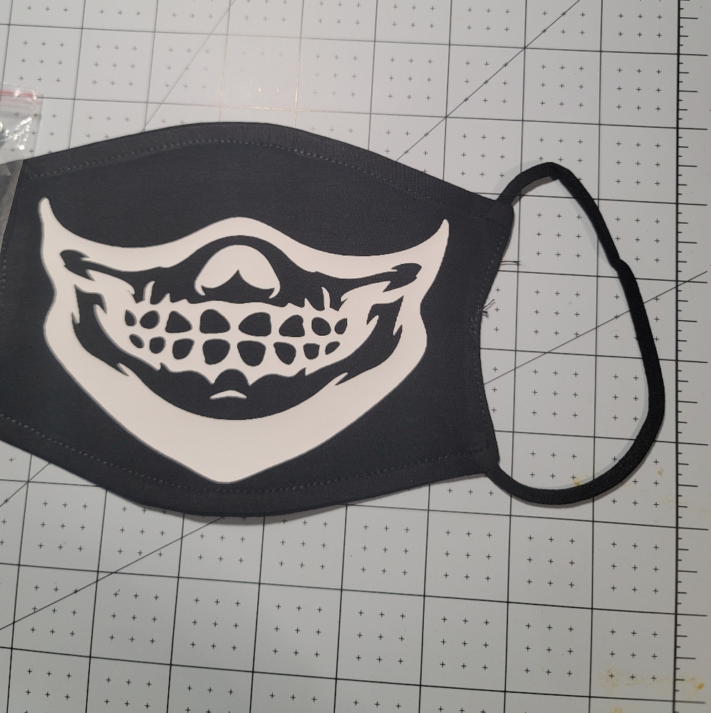 Mask 😷 - Picture 6 of 7